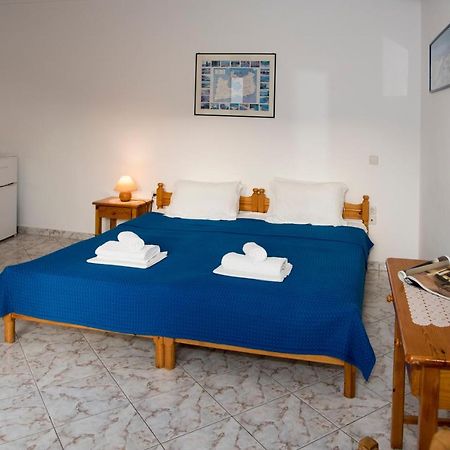Damianos Rooms Adamantas  Exterior photo